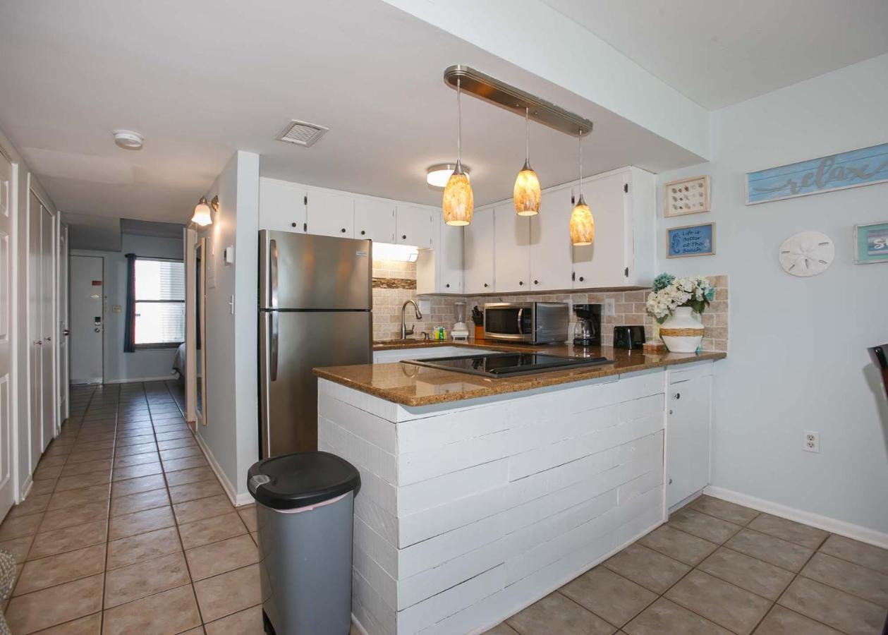 Island Winds West 477 By Albvr - Beachfront, Updated & Beautiful! Just Steps To The Beach & Hangout! Gulf Shores Extérieur photo