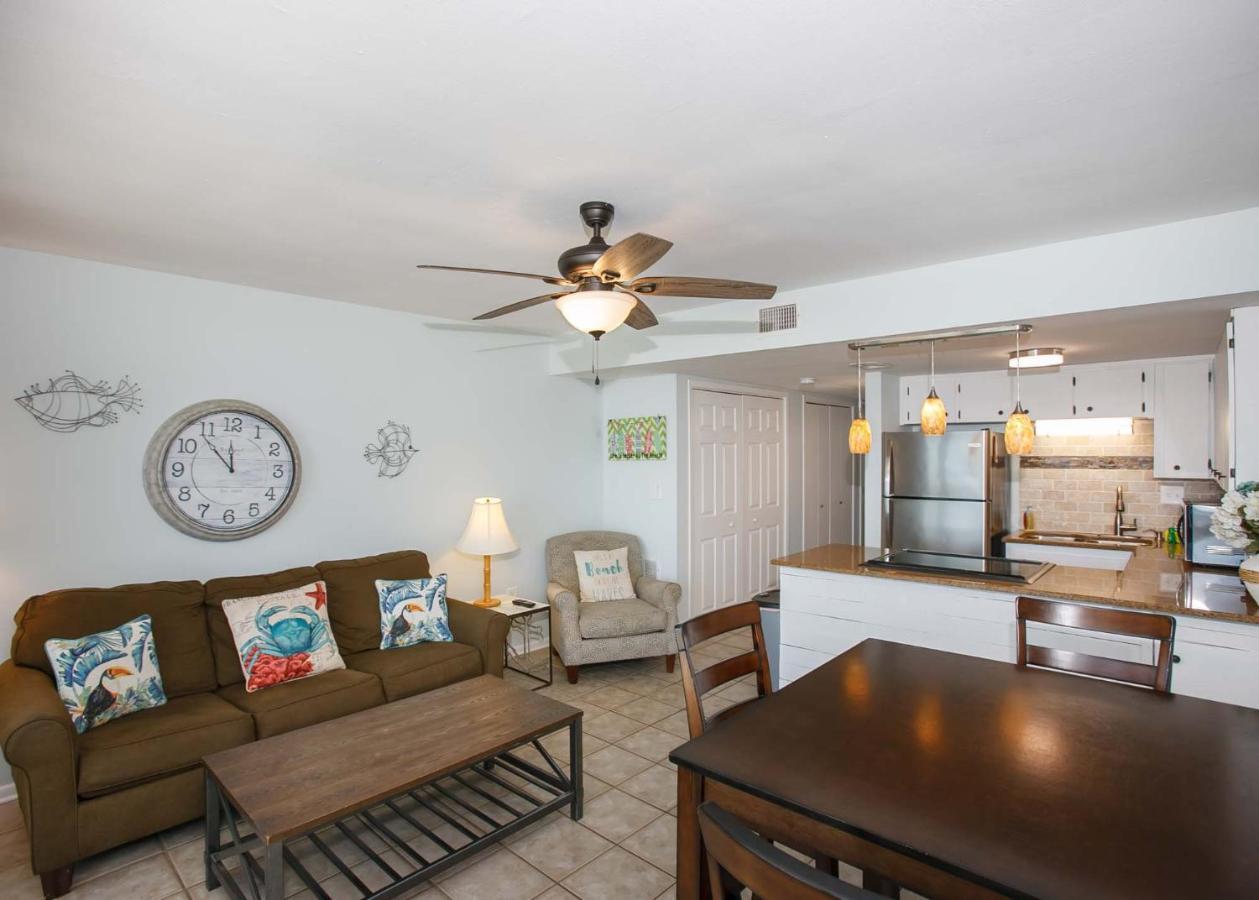 Island Winds West 477 By Albvr - Beachfront, Updated & Beautiful! Just Steps To The Beach & Hangout! Gulf Shores Extérieur photo